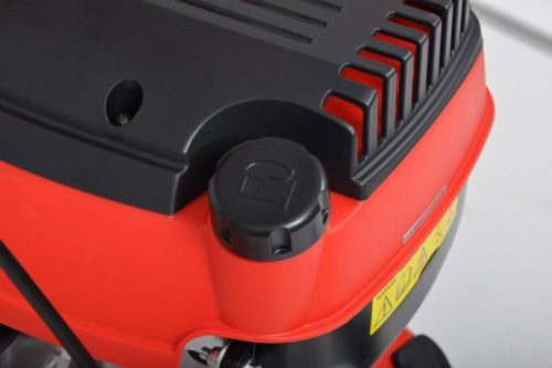 BENZINMOTOROS SEPRŐGÉP