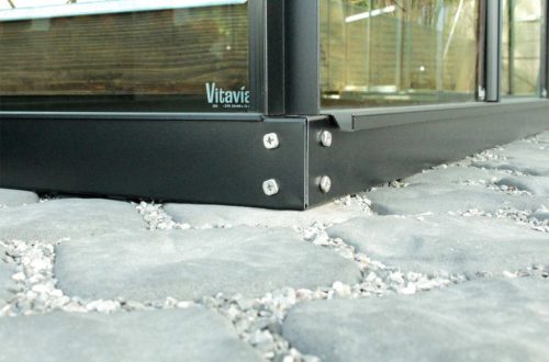 üvegház VITAVIA URANUS 8300 tiszta üveg 3 mm fekete színű LG3561